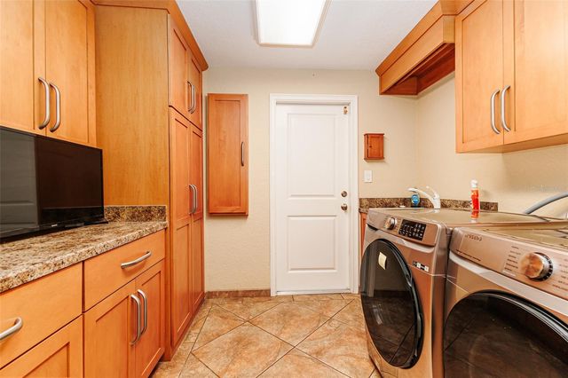 451 LONE PALM DRIVE, Lakeland, FL 33815