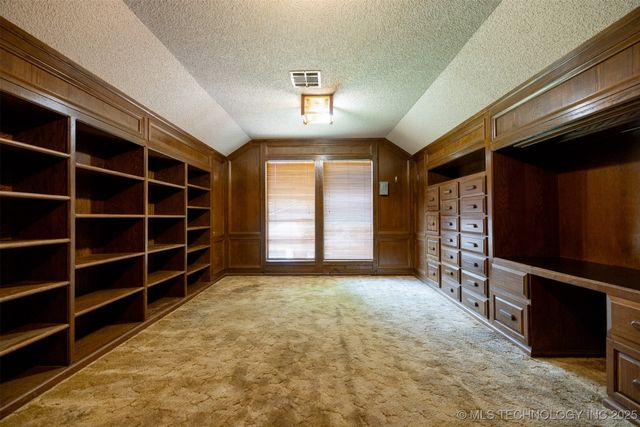 6243 S 87th East Avenue, Tulsa, OK 74133