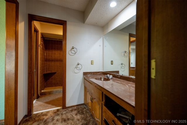 6243 S 87th East Avenue, Tulsa, OK 74133