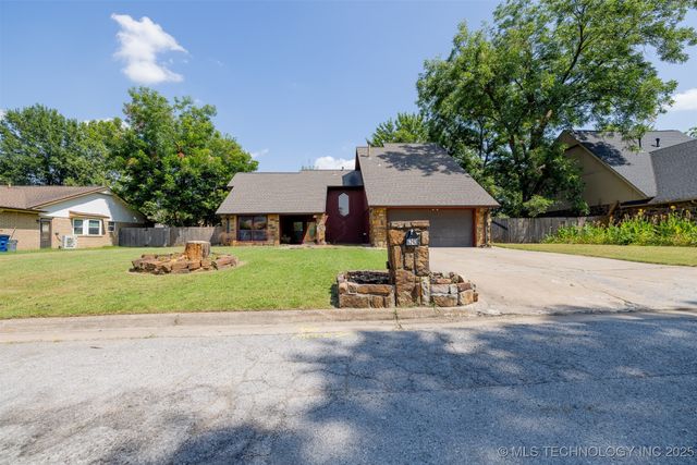 6243 S 87th East Avenue, Tulsa, OK 74133