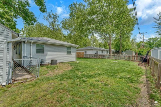 709 Frey Drive, Manhattan, KS 66502