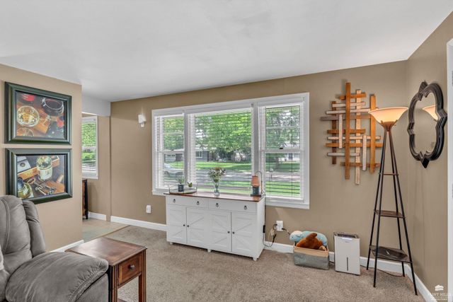 709 Frey Drive, Manhattan, KS 66502
