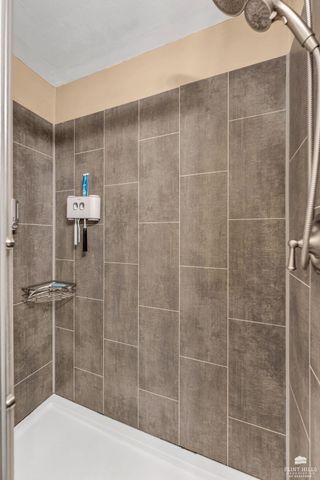 709 Frey Drive, Manhattan, KS 66502
