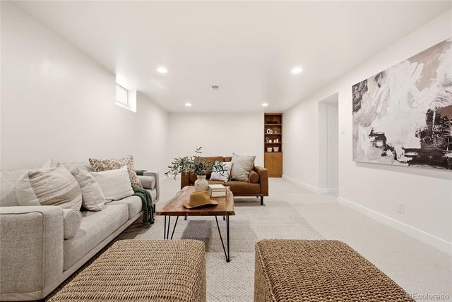 3195 S Franklin Street, Englewood, CO 80113