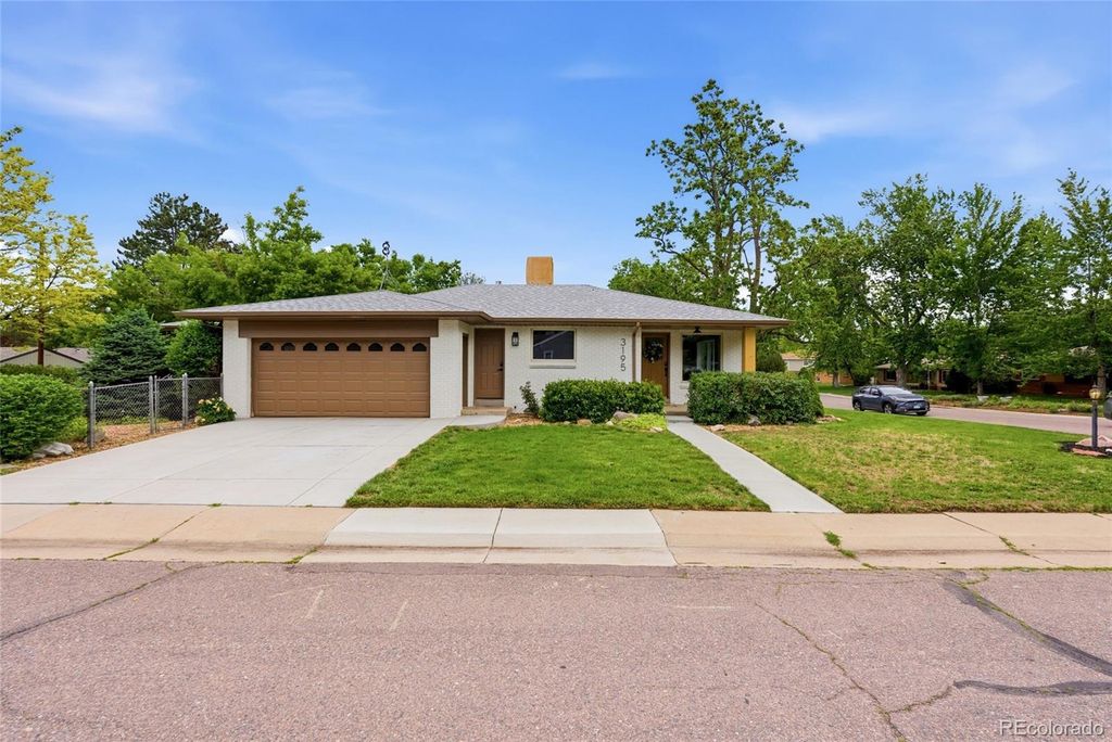 3195 S Franklin Street, Englewood, CO 80113