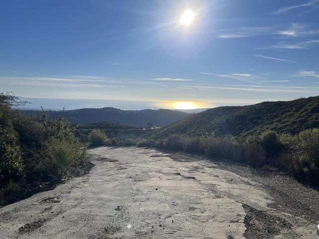 35500 Loma Chiquita Road, Los Gatos, CA 95033