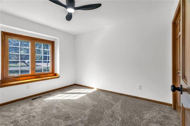 7803 NW Lynns Lane, Weatherby Lake, MO 64152