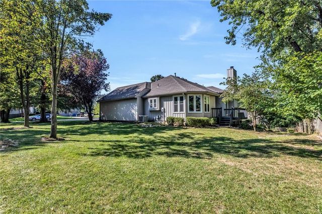 7803 NW Lynns Lane, Weatherby Lake, MO 64152