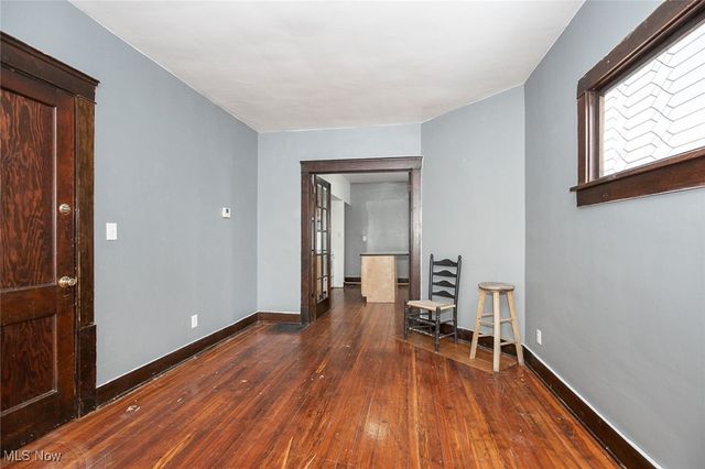 6911 Franklin Boulevard, Cleveland, OH 44102