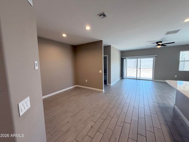 24170 W FLORES Drive, Buckeye, AZ 85326