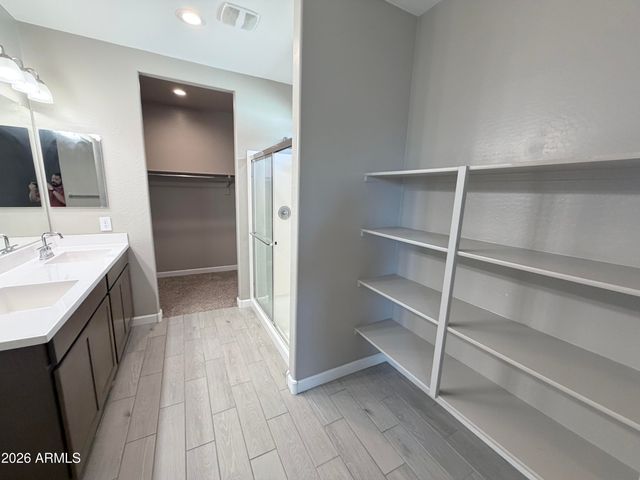 24170 W FLORES Drive, Buckeye, AZ 85326