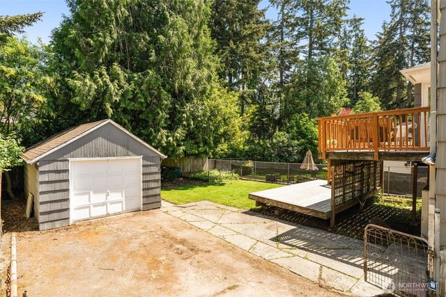 14032 Stone Avenue N, Seattle, WA 98133