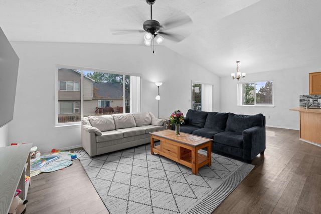 10113 W RASPBERRY Ave, Cheney, WA 99004