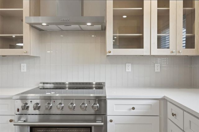 2664 60TH AVENUE S, St Petersburg, FL 33712