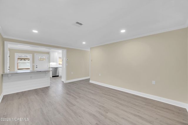 111B Edinburgh Lane, Lakewood, NJ 08701