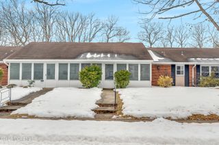 111B Edinburgh Lane, Lakewood, NJ 08701