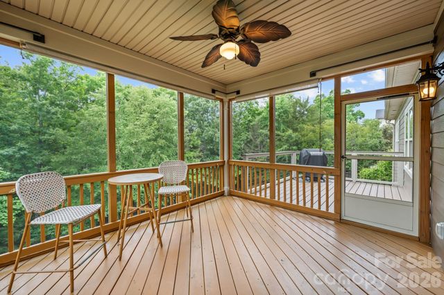 333 Calming Way 83, Tega Cay, SC 29708