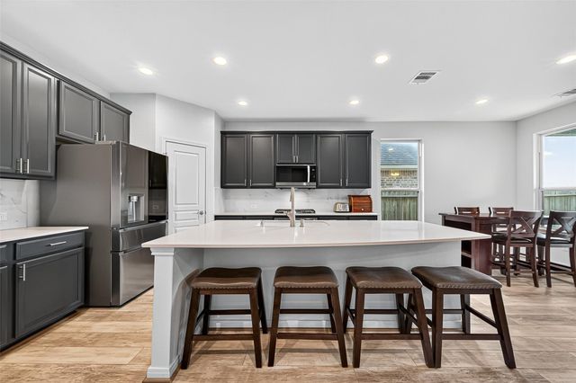 30205 Willow Chase Lane, Brookshire, TX 77423