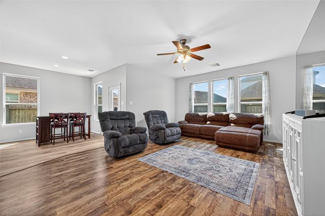 30205 Willow Chase Lane, Brookshire, TX 77423