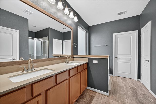 30205 Willow Chase Lane, Brookshire, TX 77423