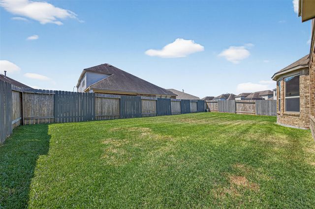 30205 Willow Chase Lane, Brookshire, TX 77423