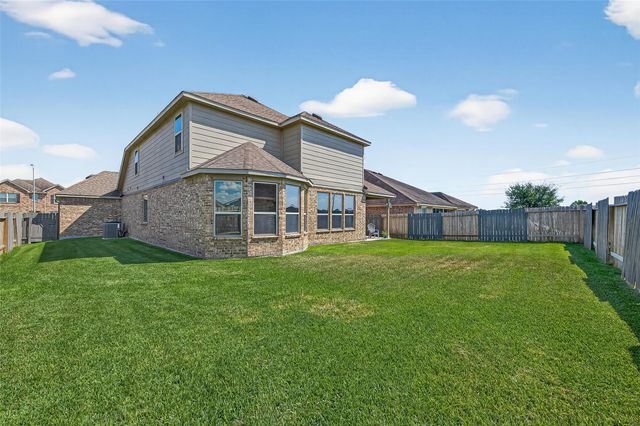 30205 Willow Chase Lane, Brookshire, TX 77423