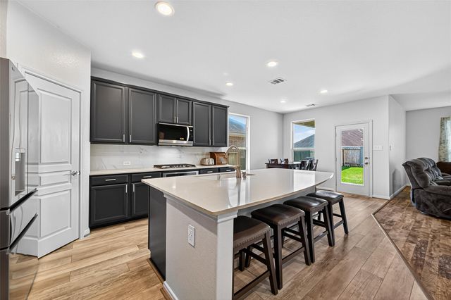 30205 Willow Chase Lane, Brookshire, TX 77423