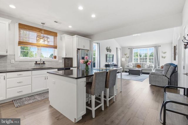 148 IRON HILL WAY, Collegeville, PA 19426