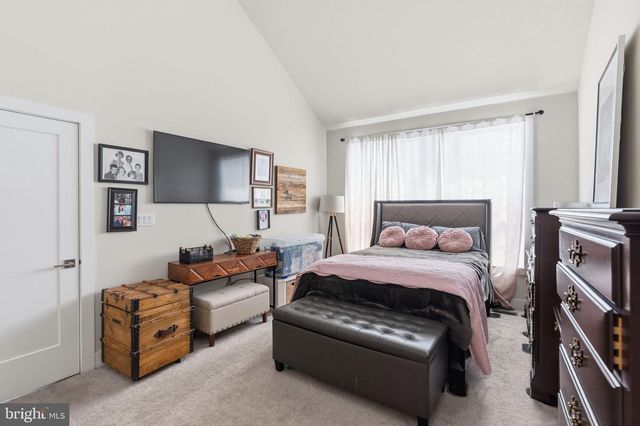 148 IRON HILL WAY, Collegeville, PA 19426