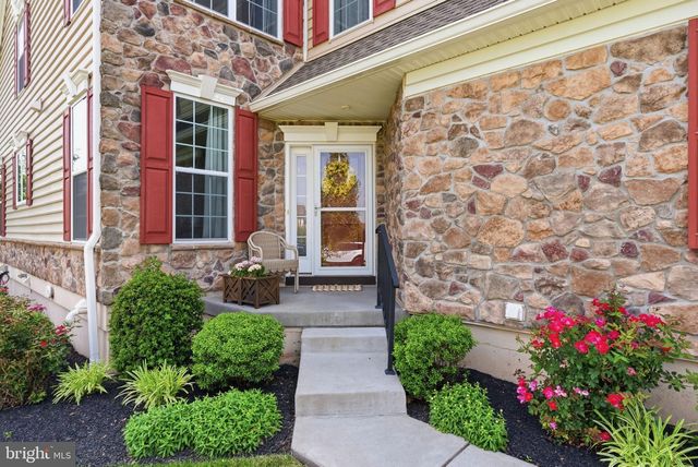 148 IRON HILL WAY, Collegeville, PA 19426