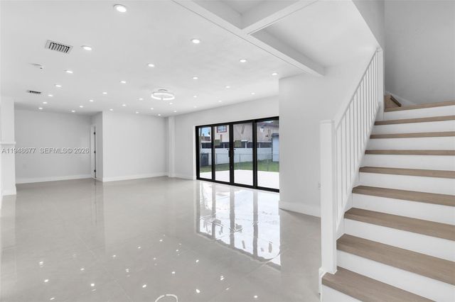 13930 Van Buren Street, Miami, FL 33176