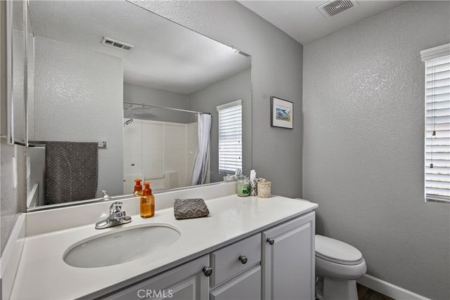 2155 Larimore Lane, Mentone, CA 92359
