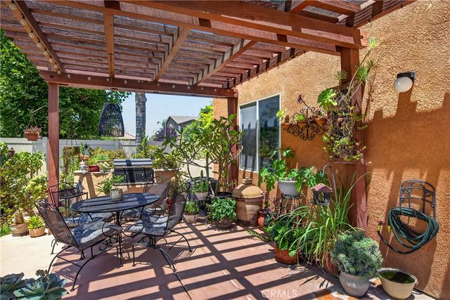 2155 Larimore Lane, Mentone, CA 92359
