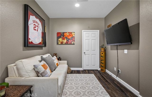 2155 Larimore Lane, Mentone, CA 92359