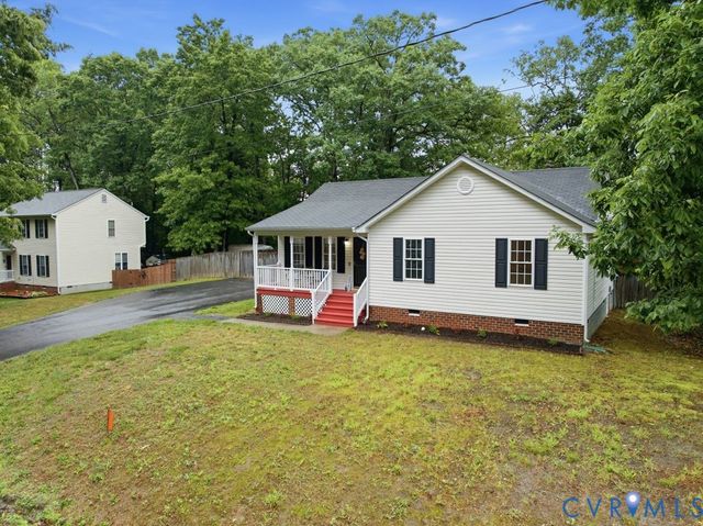 11641 Oak Rd, Chester, VA 23831