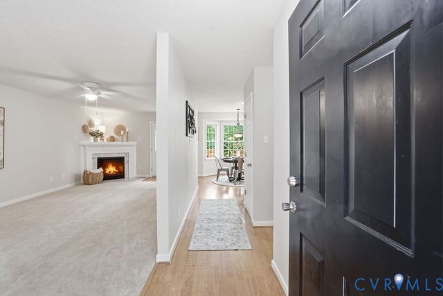 11641 Oak Rd, Chester, VA 23831