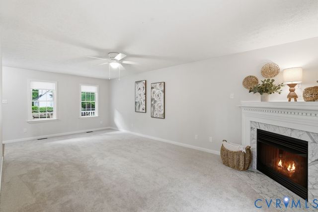 11641 Oak Rd, Chester, VA 23831
