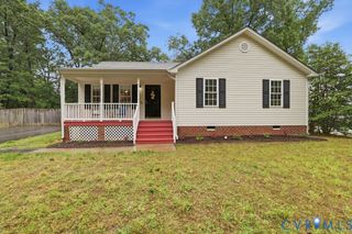 11641 Oak Rd, Chester, VA 23831