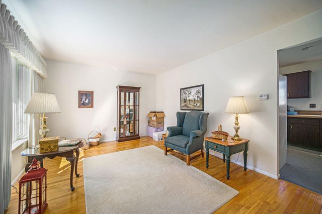 8843 NOTTINGHAM Drive, Ypsilanti, MI 48198