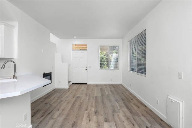 26939 Hillsborough Parkway 20, Valencia, CA 91354