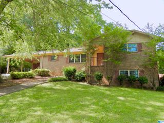 1832 JACOBS LANE, Vestavia Hills, AL 35216