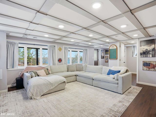 465 Heights Road, Lake Orion, MI 48362
