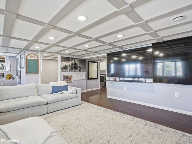 465 Heights Road, Lake Orion, MI 48362
