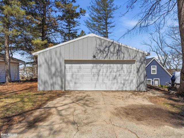465 Heights Road, Lake Orion, MI 48362