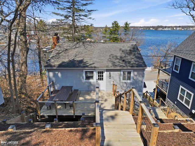 465 Heights Road, Lake Orion, MI 48362
