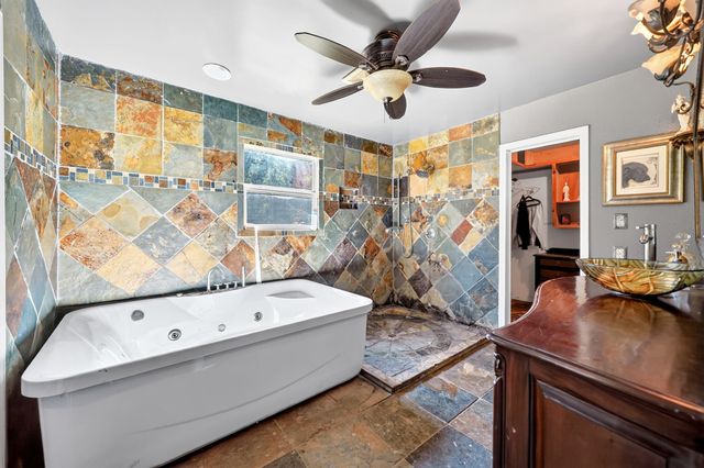 10148 Bluebonnet Drive, Scurry, TX 75158
