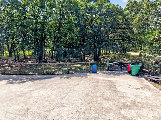 10148 Bluebonnet Drive, Scurry, TX 75158