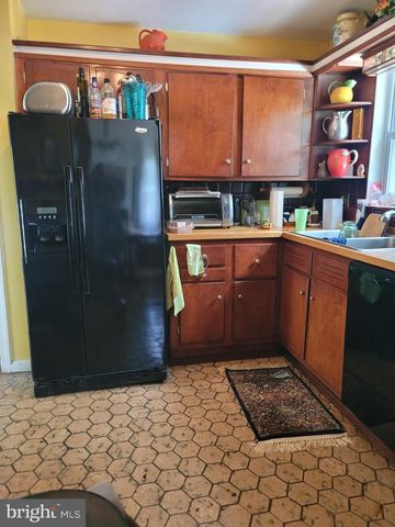 6910 GILBERT ST, Springfield, VA 22150