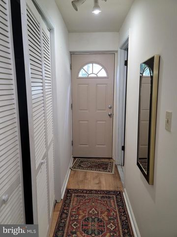 6910 GILBERT ST, Springfield, VA 22150