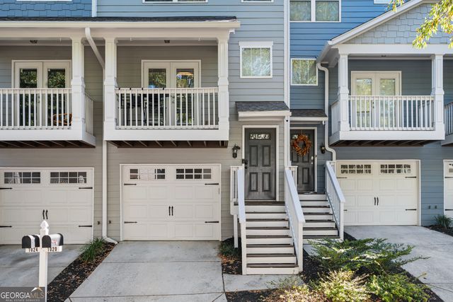 1020 Liberty Parkway NW, Atlanta, GA 30318